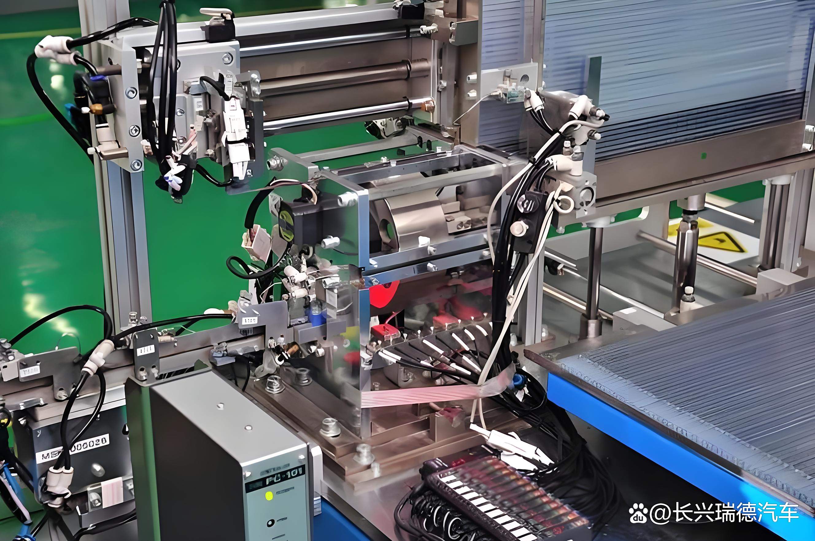 苏州电子与汽车产业 非标自动化设备升级改造破解生产难题，机器人研发引领智造新篇